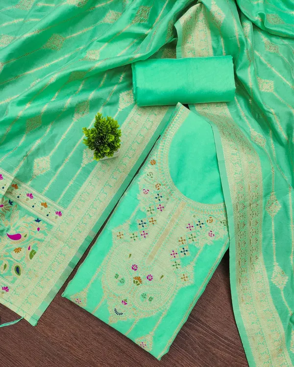 Noor-e-Banaras_Cotton_Suit_Thread_Work_Mint_Green