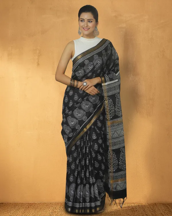 Nargis_Ki_Roshini_Katan_Silk_Blockprint_Black_Saree