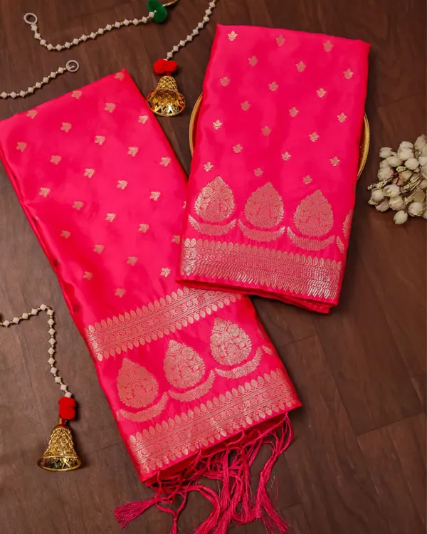 Noor-e-Banaras_Lichi_Silk_Brocade_Weaving_Pink_Suit