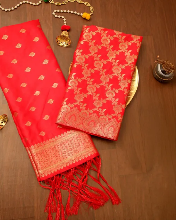 Noor-e-Banaras_Lichi_Silk_Red_Brocade_Weaving_Suit
