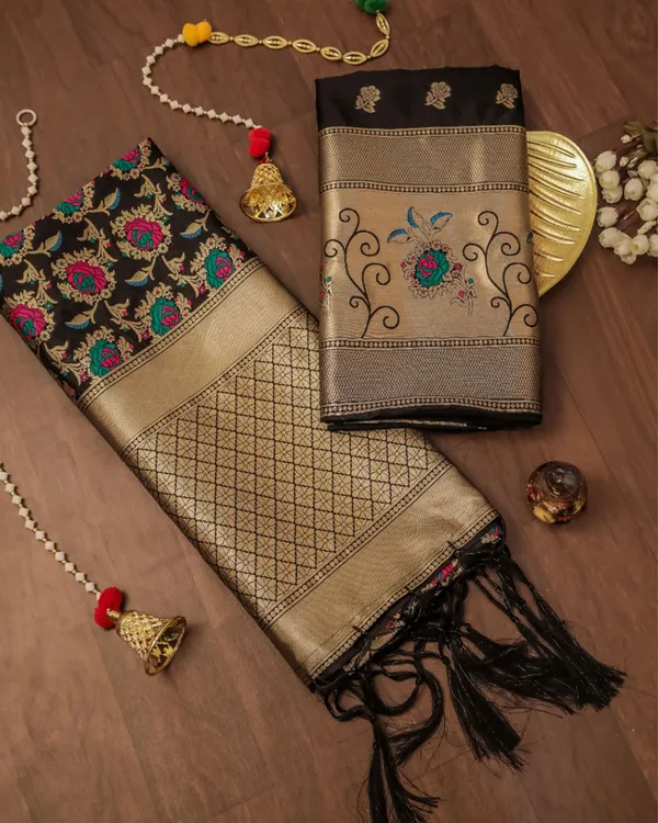Noor-e-Banaras_Brocade_Weaving_Lichi_Silk_Suit_Black
