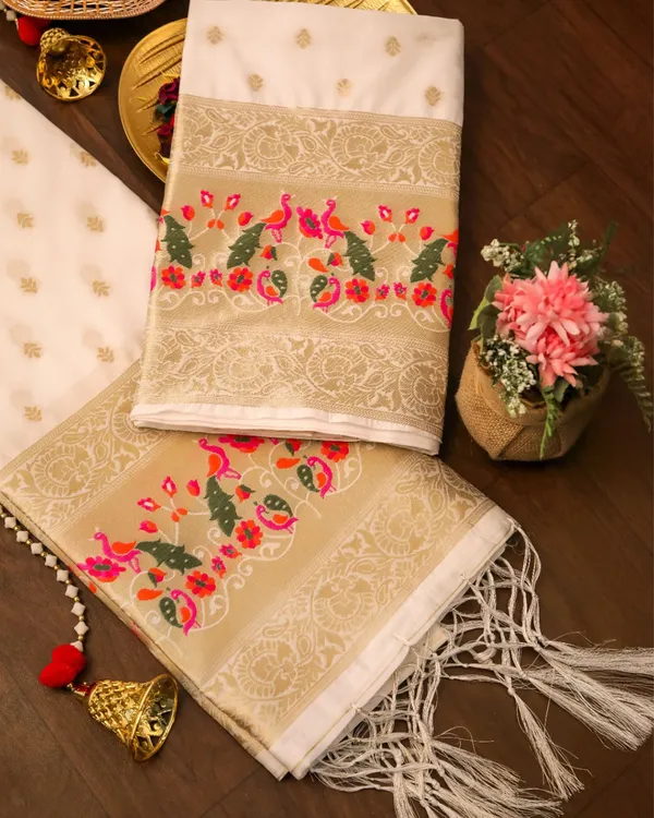 Noor-e-Banaras_Zari_Brocade_Cream_Silk_Suit
