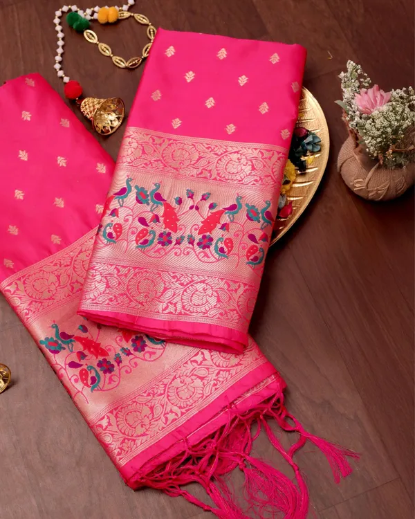 Noor-e-Banaras_Zari_Brocade_Pink_Silk_Suit