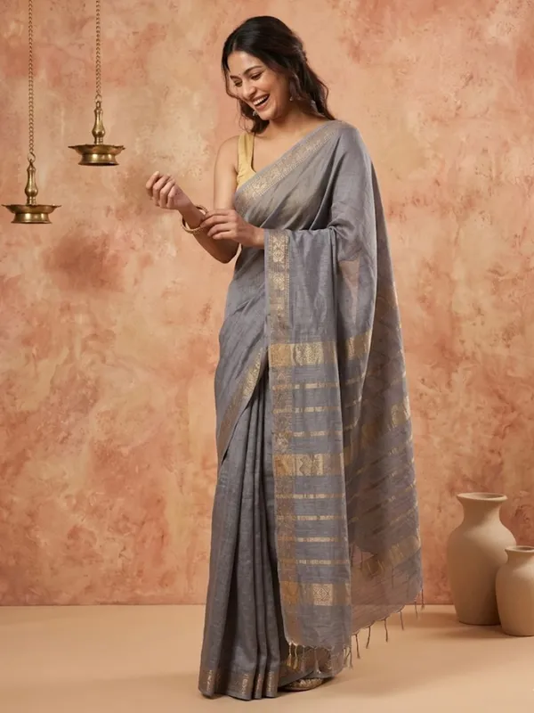 Rang_Sutra_Handdyed_Kota_Silk_Zari_Striped_Saree_Gray