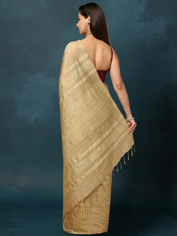 Mridula_Kota_Silk_Plain_Saree_Gold