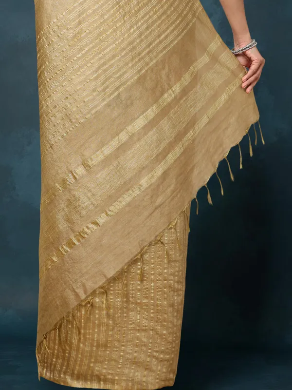 Mridula_Kota_Silk_Plain_Saree_Gold