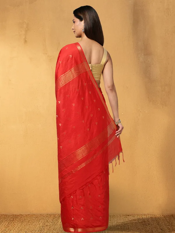 Mridula_Kota_Silk_Plain_Saree_Red