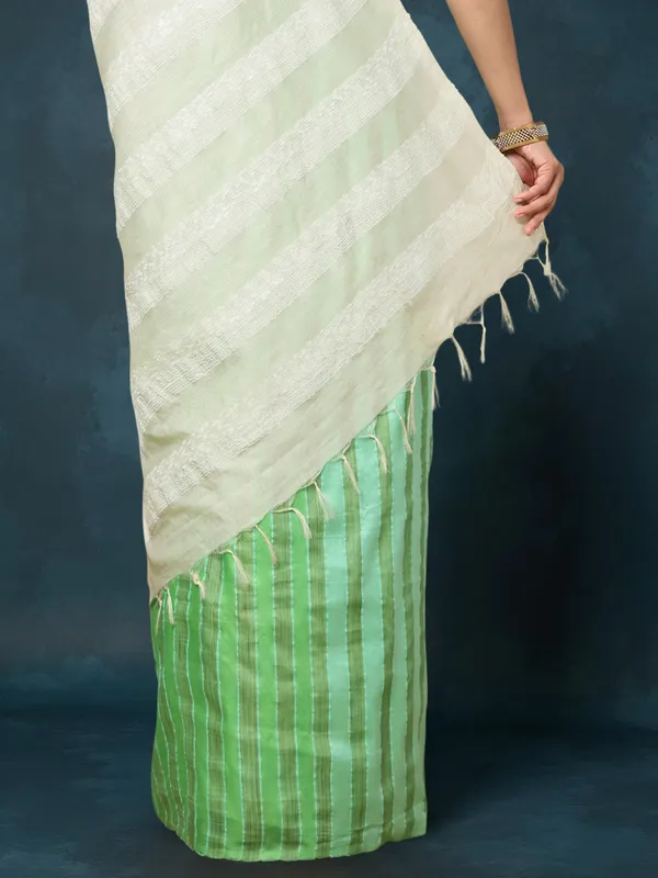 Kantha_Bloom_Kota_Silk_Dyed_Saree_Green