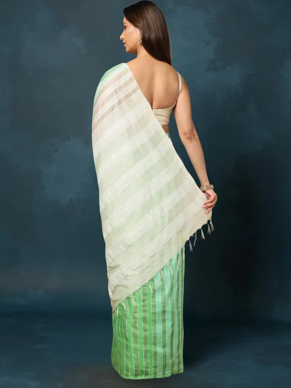 Kantha_Bloom_Kota_Silk_Dyed_Saree_Green