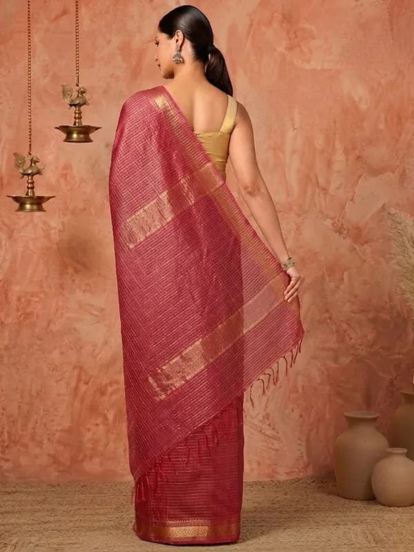 Ishvani_Handdyed_Kota_Silk_Checks_Saree_Red