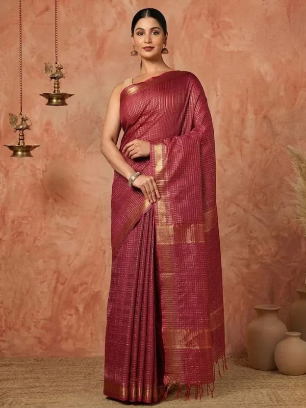 Ishvani_Handdyed_Kota_Silk_Checks_Saree_Red