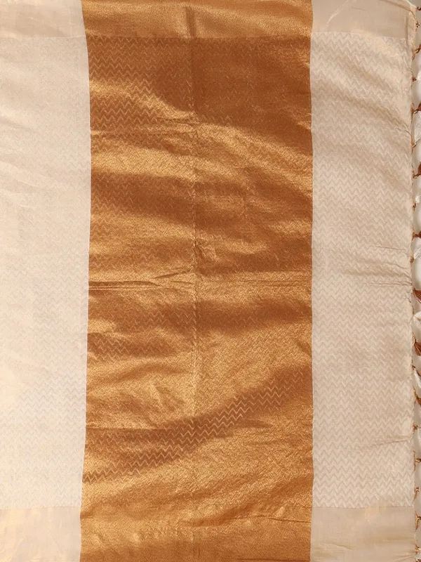 Ruvira_Handdyed_Kota_Banarasi_Silk_Saree_Beige