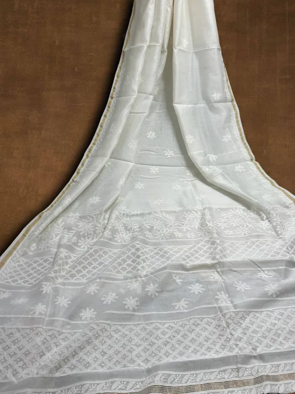 Novara_Chikankari_Pure_Chanderi_Silk_Saree_White