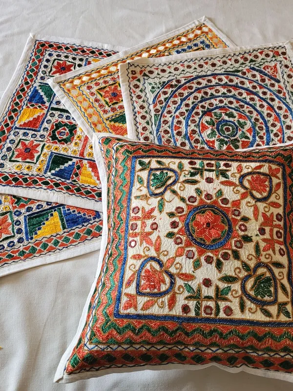 Khamma_Ghani_Embroidered_Artisanal_Cushion_Cover_(Set_of_5)