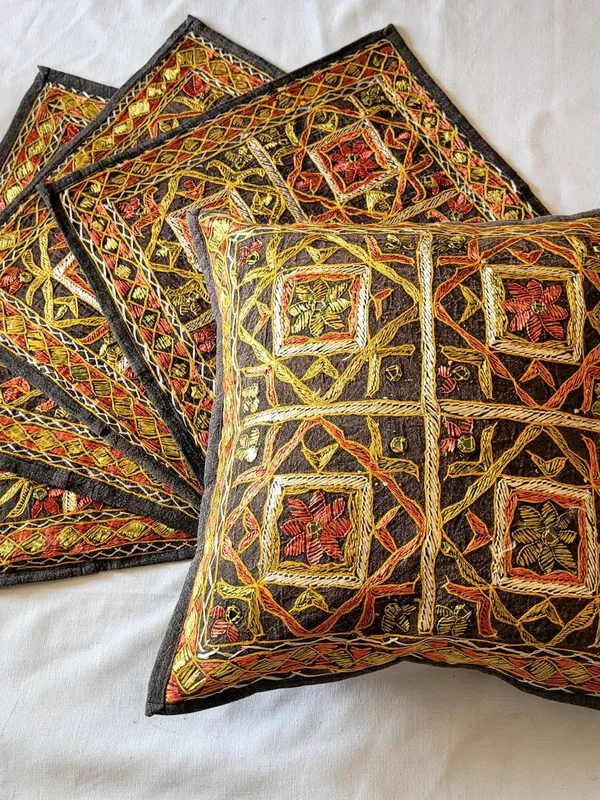 Khamma_Ghani_Embroidered_Bohemian_Cushion_Cover_(Set_of_5)
