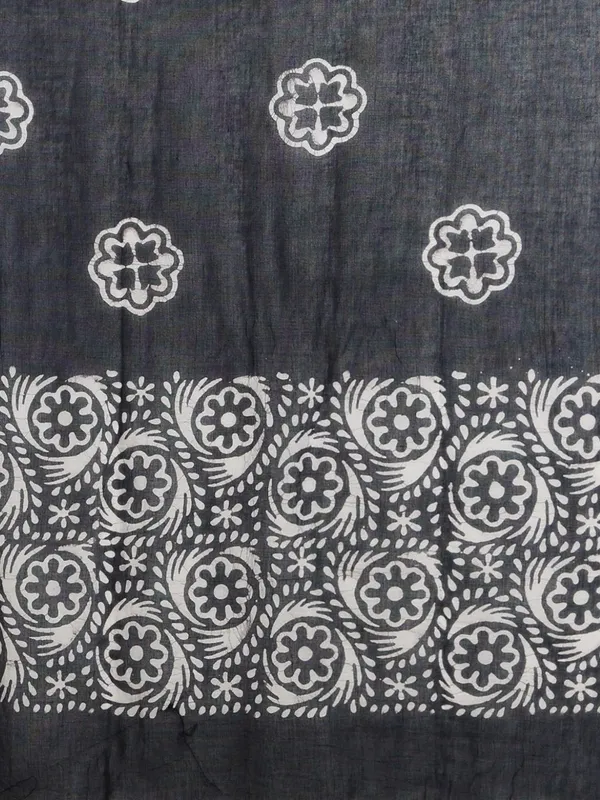 Aavya_Pure_Mul_Cotton_Wax_Batik_Suit_Black_&_White