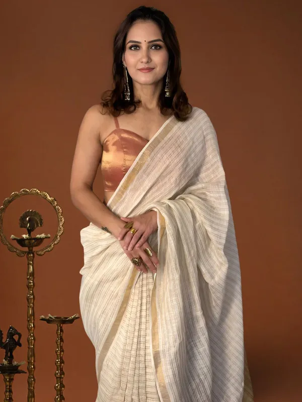 Noor-e-Linen_Off_White_Zari_Weaving_Saree