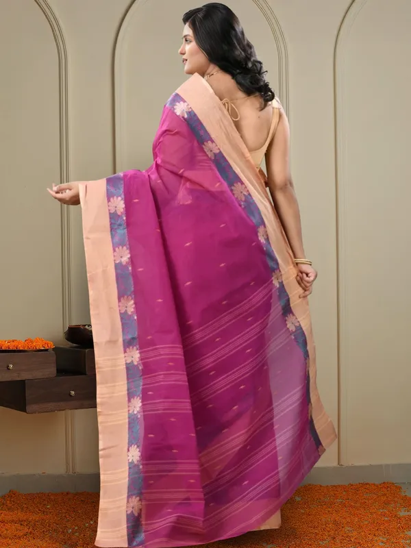 Jamdani_Charm_Pure_Cotton_Saree_Magenta_Pink