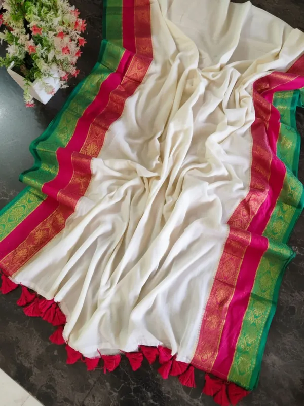 Parijat_Pure_Mul_Cotton_Off_White_Saree