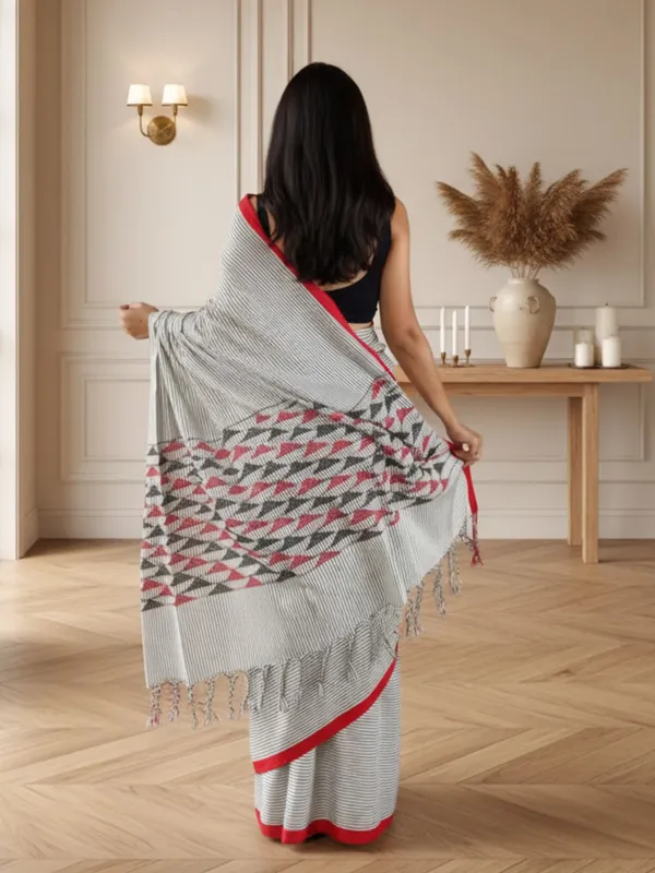 Nirmal_Anchal_Pure_Khadi_Cotton_Saree_Gray