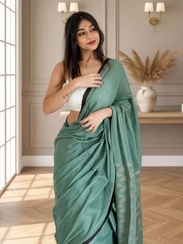 Nirmal_Anchal_Pure_Khadi_Cotton_Saree_Green