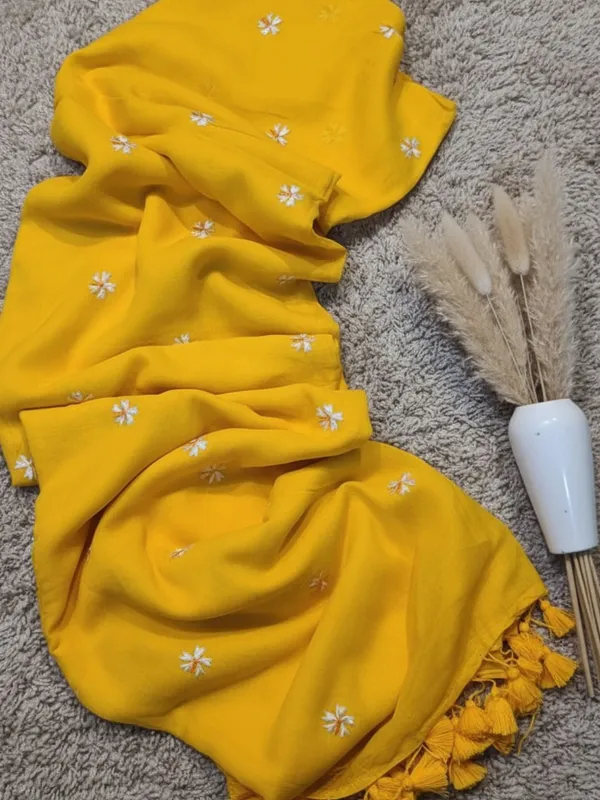 Hawa_Hawai_Embroidery_Mul_Cotton_Saree_Bright_Yellow