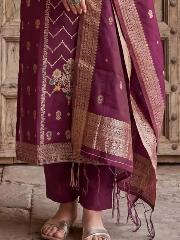 Shan-e-Banaras_Cotton_Mix_Brocade_Suit_Maroon