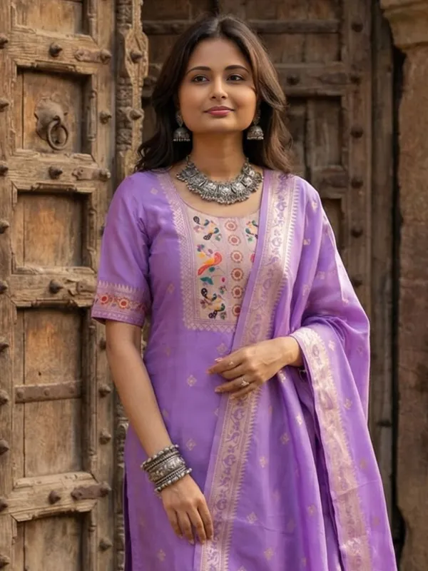 Shan-e-Banaras_Brocade_Silk_Suit_Lavendar