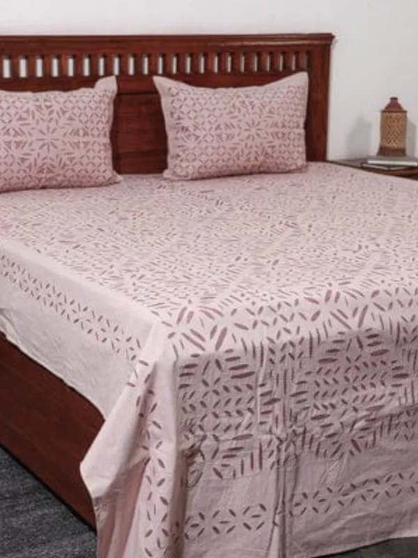 Aavaran_Applique_Double_Bedsheet_Light_Pink