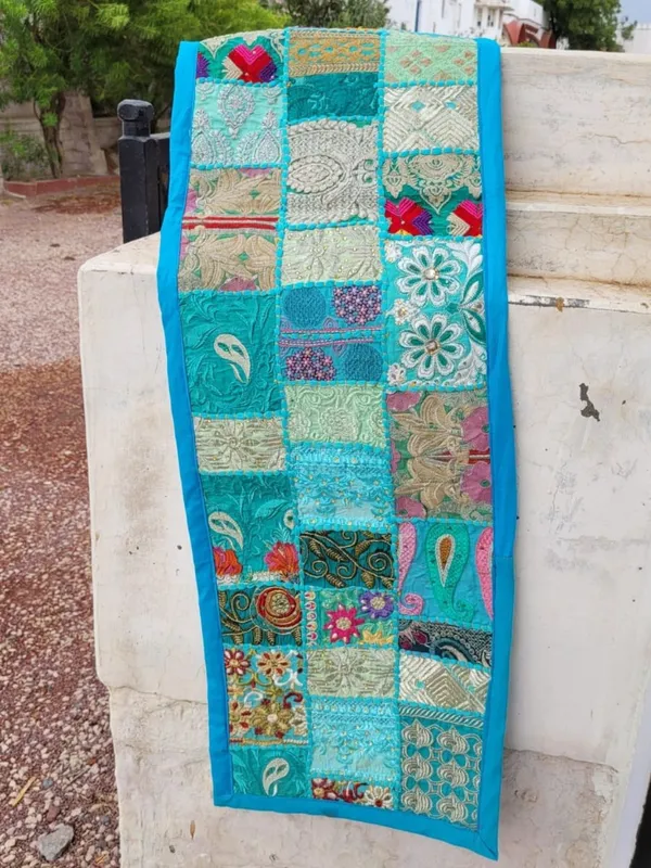 Khamma_Ghani_Kambadiya_Table_Runner_Sky_Blue