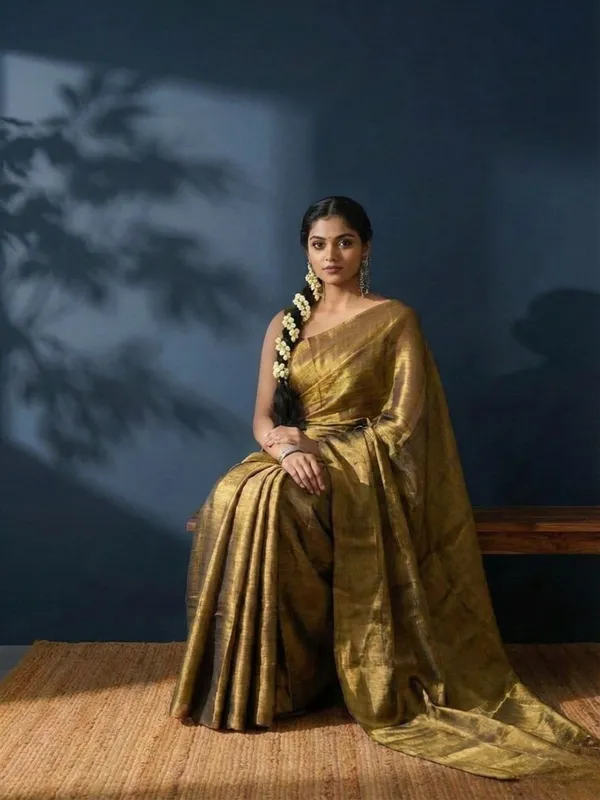 Aabha_Roop_Handloom_Pure_Tissue_Cotton_Saree_Gold