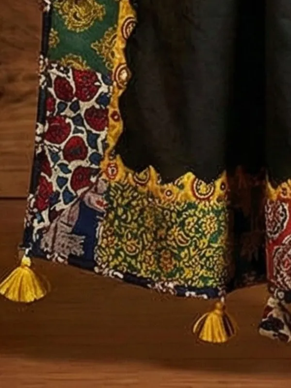 Kosha_Saaz_Pure_Mul_Cotton_Applique_Dupatta_Jet_Black
