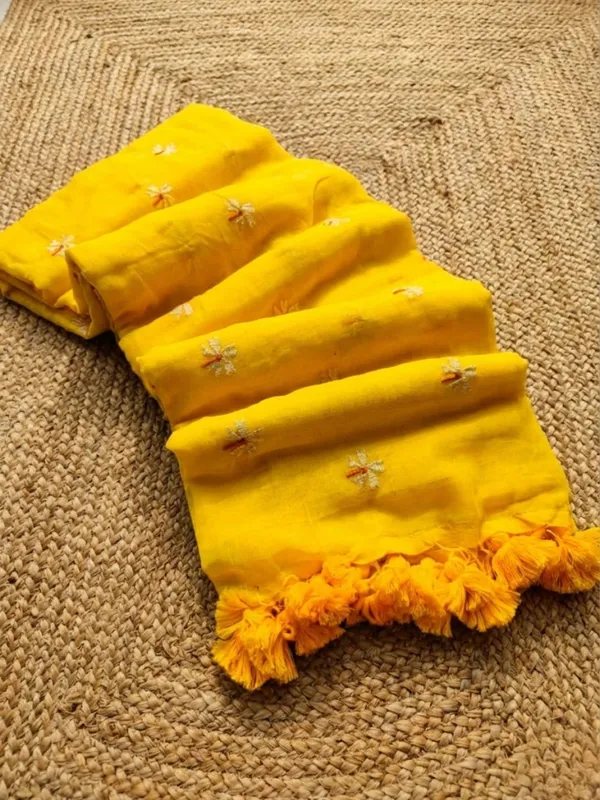 Hawa_Hawai_Embroidery_Pure_Mul_Cotton_Saree_Sunny_Yellow
