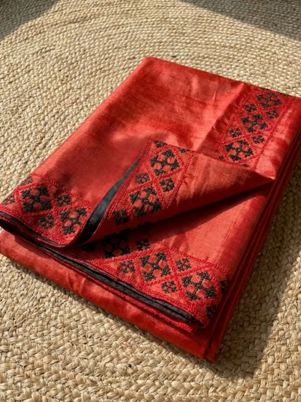Mridini_Silkmark_Tussar_Silk_Embroidery_Saree_Bold_Red
