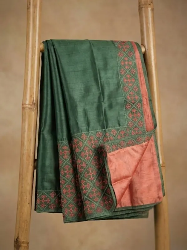Mridini_Silkmark_Tussar_Silk_Embroidery_Saree_Dark_Green