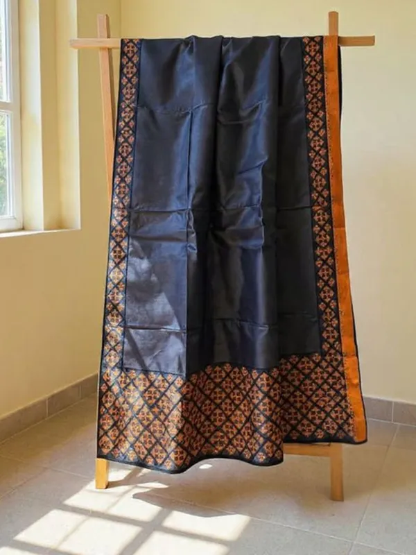 Mridini_Silkmark_Tussar_Silk_Embroidery_Saree_Raven_Black