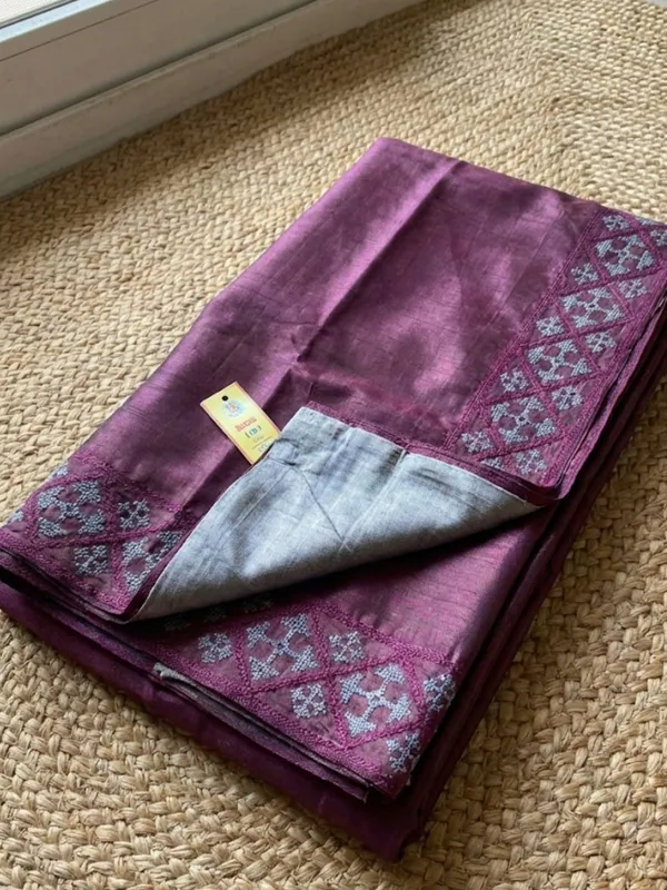 Mridini_Silkmark_Tussar_Silk_Embroidery_Saree_Wine