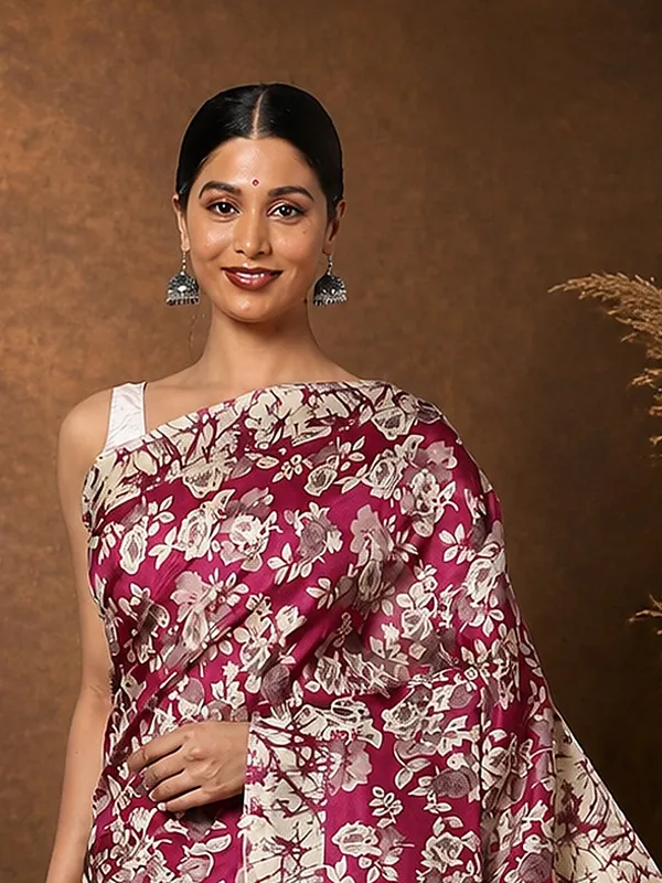 Magenta_Floral_Kashmiri_Silk_Saree,_Striped_Border_|_Kyaari