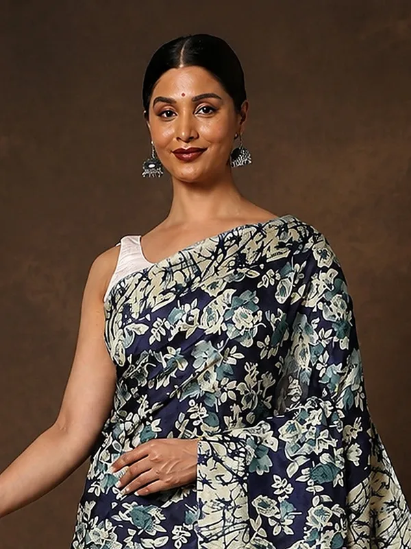 Navy_Blue_Floral_&_Crackle_Kashmiri_Silk_Saree_|_Kyaari