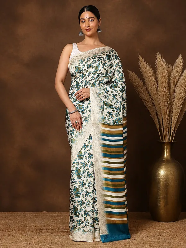 Off_White_&_Teal_Striped-Pallu_Kashmiri_Silk_Printed_Saree_|_Patjhad