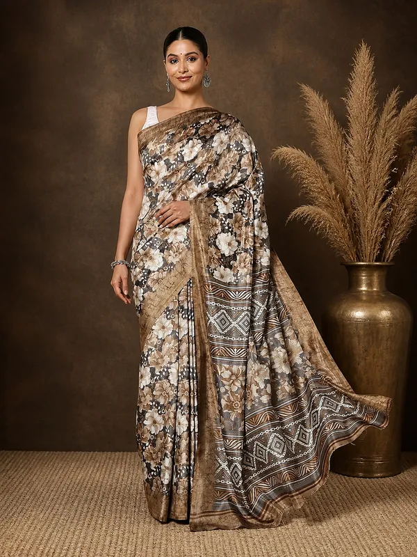 Taupe_Floral_Kashmiri_Silk_Saree,_Panelled_Pallu_|_Kyaari