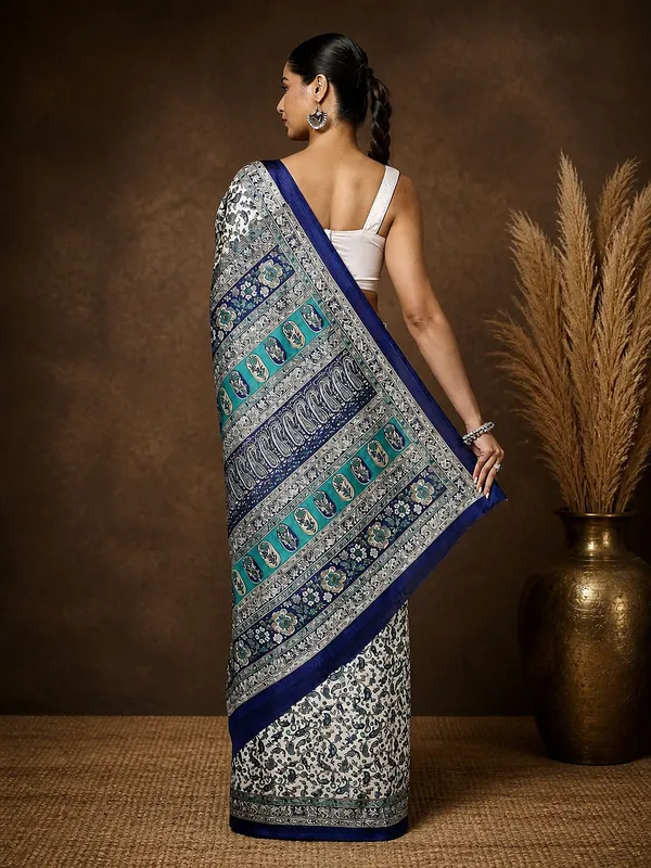 White_&_Blue_Paisley_Kashmiri_Silk_Printed_Saree_|_Manzil