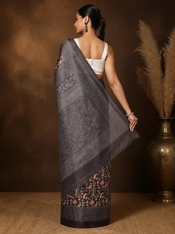 Grey_Floral_Paisley_Printed_Kashmiri_Silk_Saree_|_Silsila