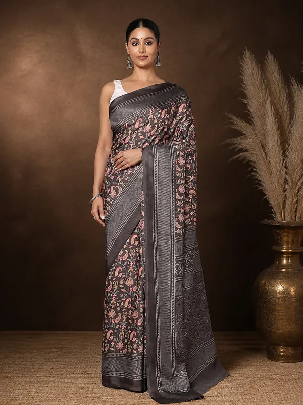 Grey_Floral_Paisley_Printed_Kashmiri_Silk_Saree_|_Silsila