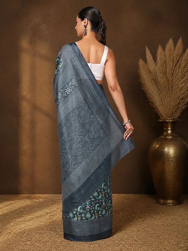 Charcoal_Paisley_Printed_Kashmiri_Silk_Saree_|_Silsila