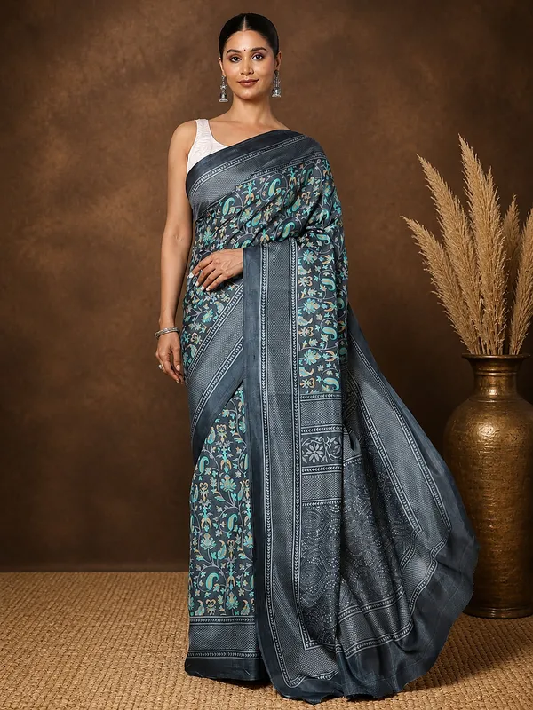 Charcoal_Paisley_Printed_Kashmiri_Silk_Saree_|_Silsila