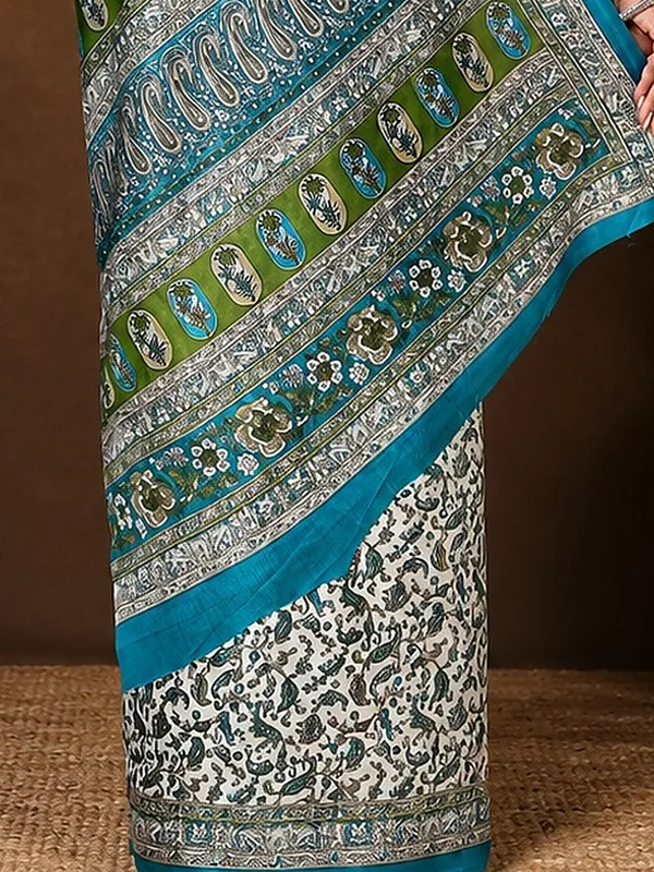 White_&_Green_Paisley_Kashmiri_Silk_Printed_Saree_|_Manzil