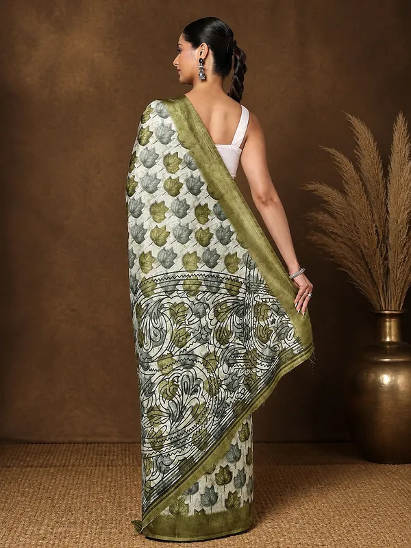 White_&_Olive_Border_Kashmiri_Silk_Printed_Saree_|_Patjhad