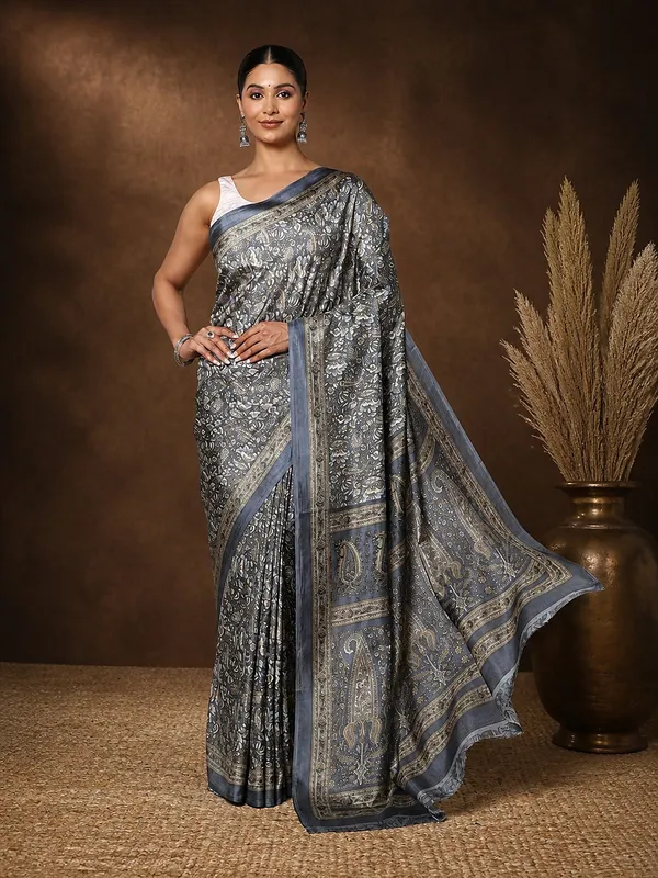 Grey_&_Gold_Paisley_Kashmiri_Silk_Printed_Saree_|_Manzil