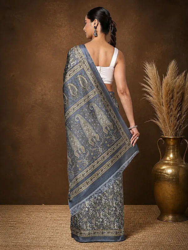 Grey_&_Gold_Paisley_Kashmiri_Silk_Printed_Saree_|_Manzil